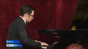 В Кургане прозвучат 32 сонаты Бетховена в исполнении пианиста Кирилла Егорычева.