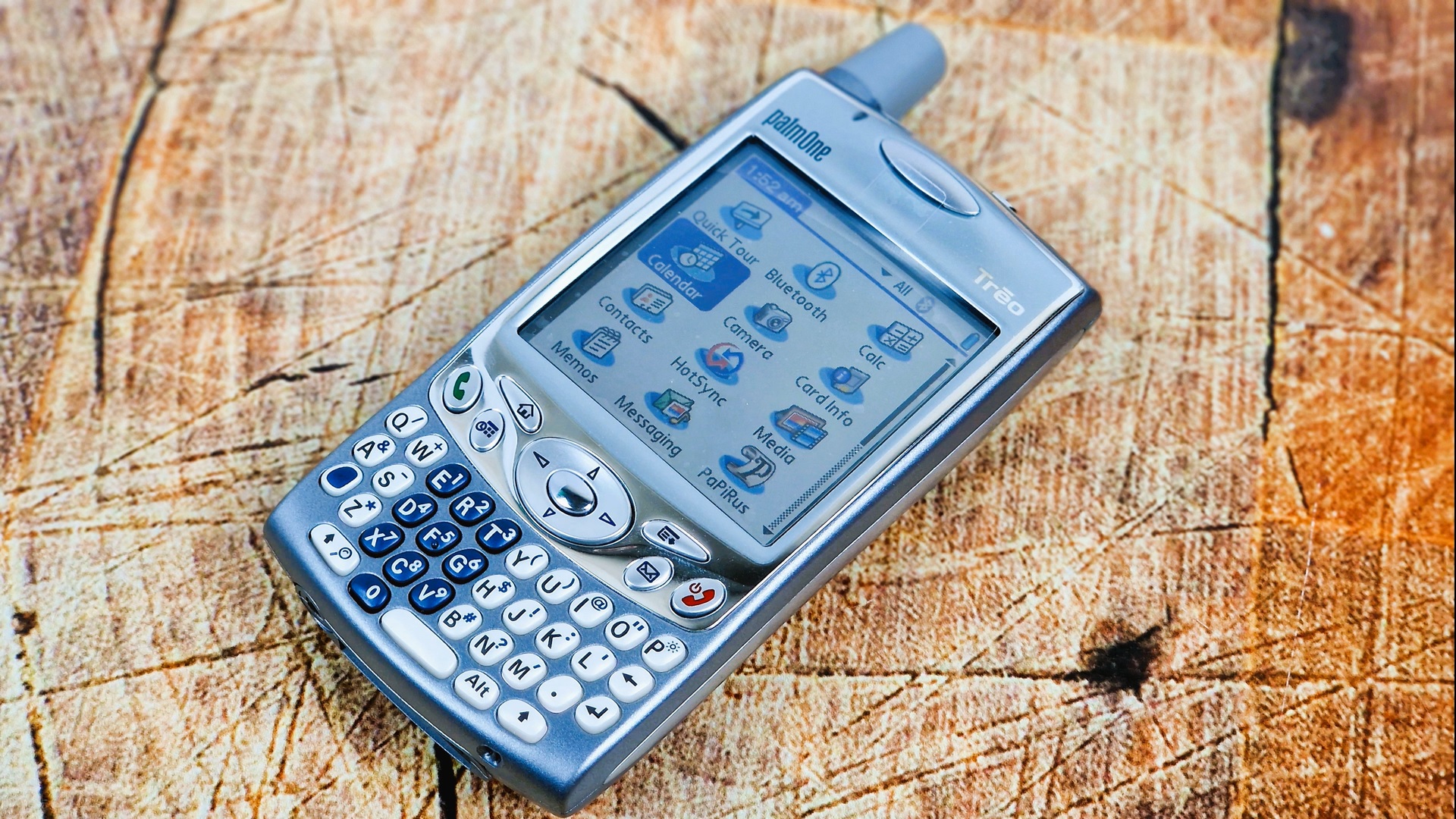 Palm Treo 650: эпоха ранних смартфонов (2004) – ретроспектива