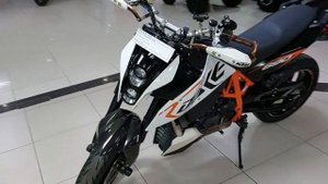 Мотоцикл KTM 690 DUKE R  Арт. 134038  Мотосалон Мегамото