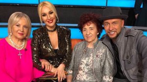 Элегантная и стильная мама Леры Кудрявцевой произвела настоящий фурор среди поклонников