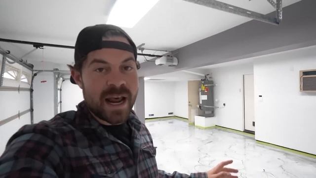 Building a Showroom Style Garage [COMPLETE TRANSFORMATION] смотреть онлайн