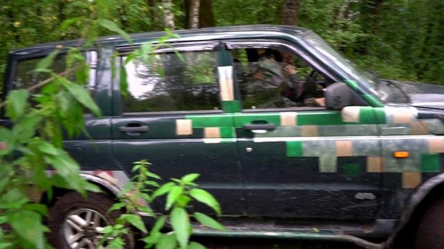 RANGE ROVER за 250К на БЕЗДОРОЖЬЕ. ТЯЖЕЛЫЙ ПУТЬ на ДАЧУ ДЛЯ КРОССОВЕРОВ. смотреть онлайн