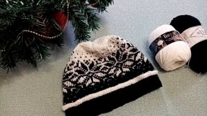 Женская шапочка спицами (обзор)/жаккардовый узор спицами