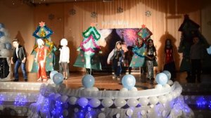 С новым годом, страна! Яркое, зажигательное,  новогодние выступление на  празднике в школе!