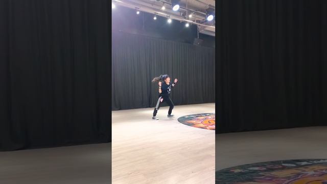 #howitsdone #candydulfer #funk #music #funky #dance #locking #locking4life #叮叮 #kateakadingding смотреть онлайн