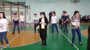 Современный флешмоб от 5 А ??Осенний бал ???.