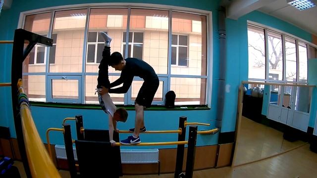 #1 ПАРНЫЙ ВОРКАУТ УЧУ ДЕТЕЙ ВЕЛ Dance House Дарьи Зониной - смотреть онлайн