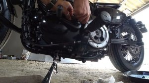 CHANGE TRANSMISSION OIL - Harley Davidson Sportster