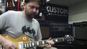 Kustom KG112FX.MOV