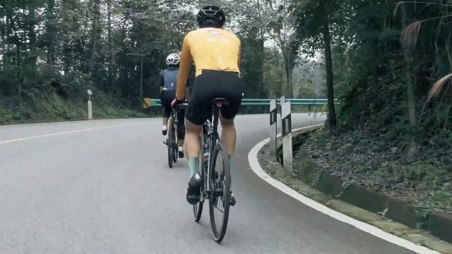 The Tiniest E-Pump For Bike | CYCPLUS CUBE | Redefine portability