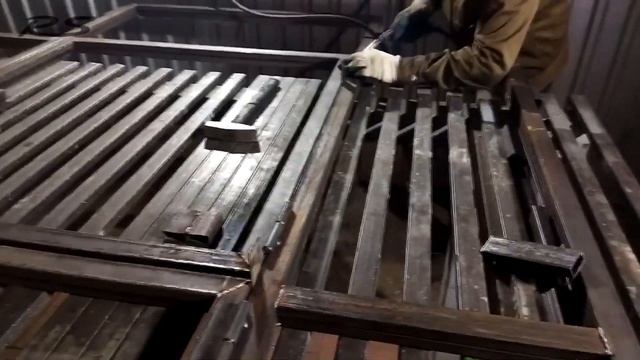 Сварка ворот и перегородок своими руками Gate welding смотреть онлайн
