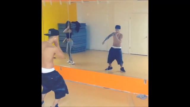 Свидание Юнги и Крис . Глава 11. смотреть онлайн