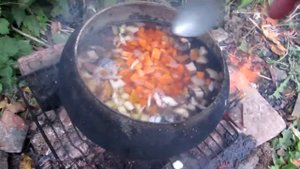Грибной суп - Грибовница - Губница. На огне в Чугунке. Самый вкусный Грибной Суп