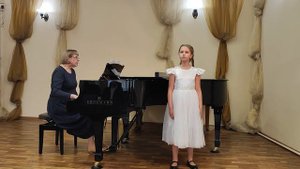 Й. Гайдн "Одна хожу я в поле" / Українська народна пісня "Подоляночка". Виконує Софія Лебедєва.