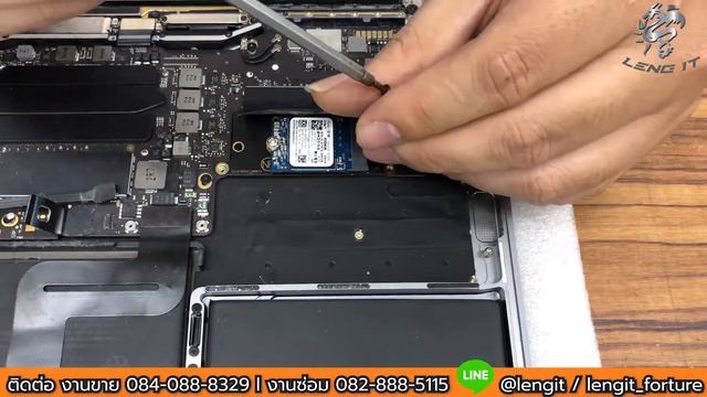 อัพเกรด ติดตั้ง ขาแปลง SSD NVME MacBook Non TouchBer A1708 2016,2017 смотреть онлайн