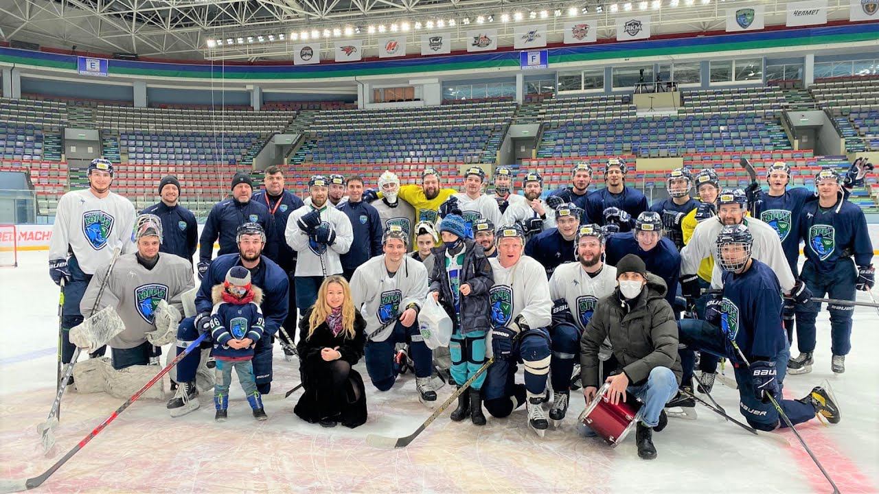 смотрящий югра. чуркин югра хоккей. артур фаизов хоккеист молодёжный хоккейный клуб мамонты югры. хк югра сити. следж хоккей югра.