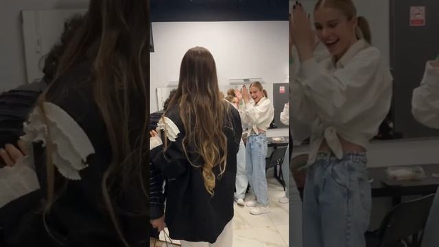 Это Эля поздравляла Сурена с днём рождения❤️Немного милостей вам в ленту☺️для хорошего настроения! смотреть онлайн