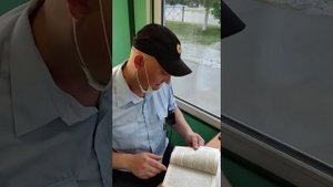 Задержание в магазине пятерочка,за надетую маску после предупреждения.