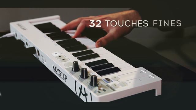 Arturia Keystep : le controleur clavier portable MIDI USB (vidéo de La Boite Noire) смотреть онлайн
