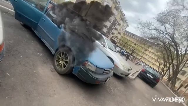 Укомплектование Ниссан  Ниссан Максима 3,0 ￼1991