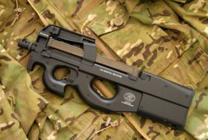 FN P90 - Неполная разборка и сборка