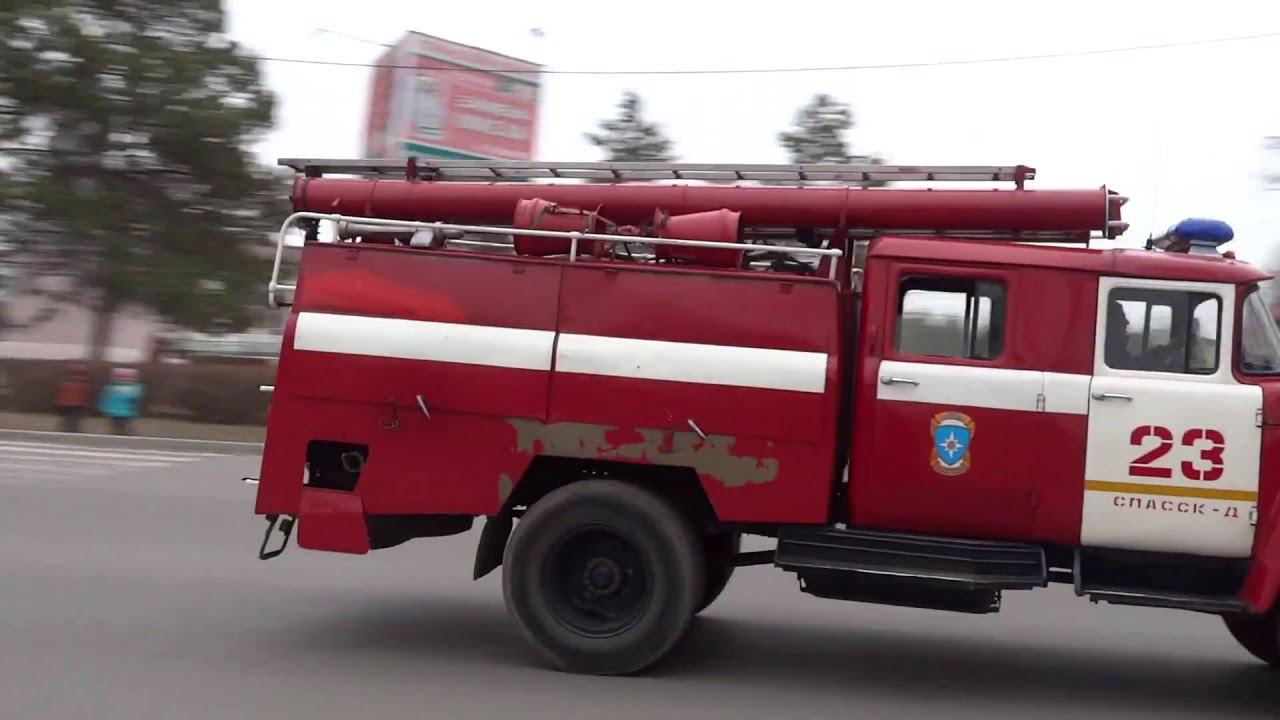ЗИЛ-130-76 АЦ-40 (ZIL-130-76) смотреть онлайн