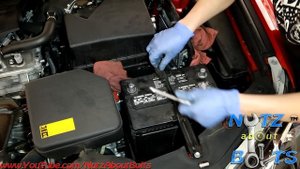 2012-2016 Toyota Camry battery remove and install