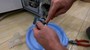 Ремонт КЛАПАНА Подачи ВОДЫ Для ПОСУДОМОЕЧНОЙ Машины - repair of water supply valve for dishwasher