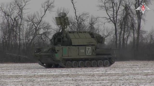 Расчеты зенитных ракетных комплексов «Тор-М2» продолжают выполнять боевые задачи в ходе спецоперации смотреть онлайн