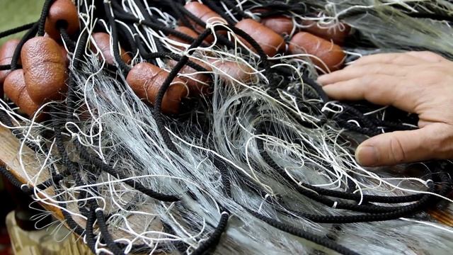 Как привязать оттяжку на рыболовных сетях, как связываются между собой рыболовные сети. смотреть онлайн