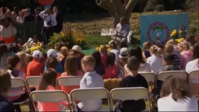 Дикие пчелы напали на Барака Обаму смотреть онлайн