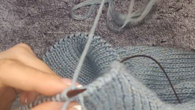 Эластичное закрытие резинки 1х1 иглой при вязании по кругу/ красивый фабричный край/ для новичков