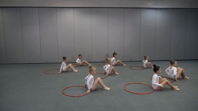 Выступление с обручем смотреть онлайн