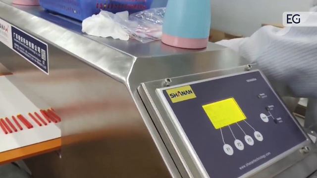 Высокоточный металлодетектор конвейерного типа GENIUSSA-900S