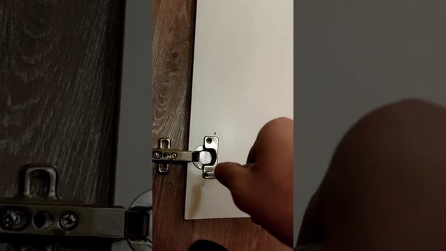 наконец то дошли руки заменить петли у ящика смотреть онлайн