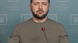 Владимир поет "Горит свечи огарочек".