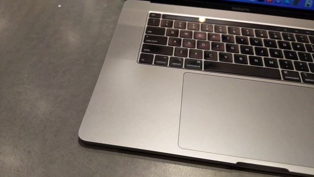 Apple MacBook Pro 16 2019 смотреть онлайн
