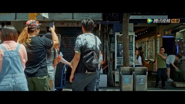 Он может превратить любой предмет в женщину чем пользуется в своих целях смотреть онлайн