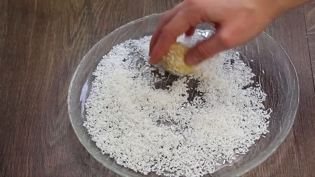 Такие ДОМАШНИЕ КОНФЕТКИ всем по душе! И нам нужно всего 3 ингредиента! смотреть онлайн