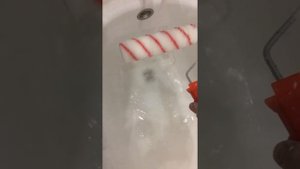Как нужно мыть валик после покраски