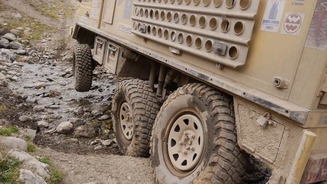 STEYR-PUCH PINZGAUER with BF GOODRICH & DOTZ смотреть онлайн