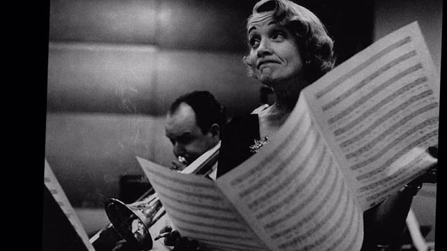 ТЕБЕ. Ч/Б. Музыка Михаила Некрича смотреть онлайн