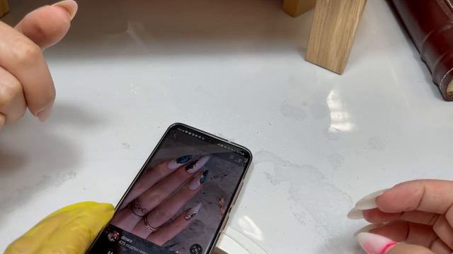 Хочу КАЛЯ-МАЛЯ Голубенькое! Как бороться с отслойками?? смотреть онлайн