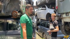 Автосвалка Гонконга. Автомобили на запчасти. Что можно найти и сколько стоит | URBAN (eng sub)