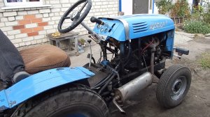 Вспашка огорода самодельным мини трактором.