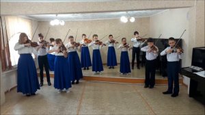 Ансамбль скрипачей