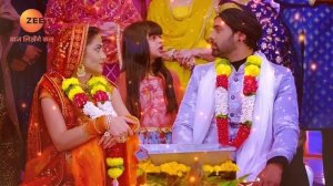 Sarva Mangal Mangalye Abhigya Full Mantra | Sriti Jha, Shabir Ahluwalia | Kumkum Bhagya | Zee TV
