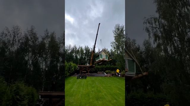 Стыковка🤌 
Изготавливаем детские игровые домики из дерева. Доставка по всей России. #детскийдомик