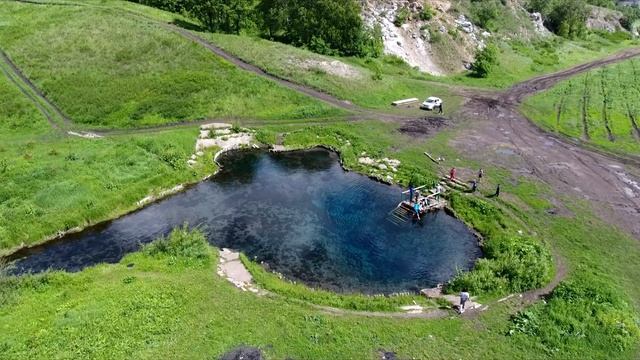 Голубое озеро. Башкирия. смотреть онлайн