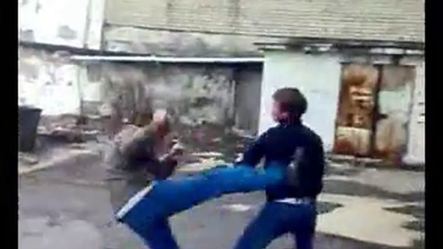 Бои без правил!!!! :DDD Додик ПрОтИв Сосуна))))) смотреть онлайн